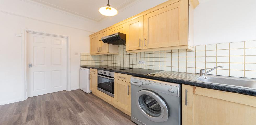 			LET, 1 Bedroom, 1 bath, 1 reception Flat			 Church Road, WILLESDEN